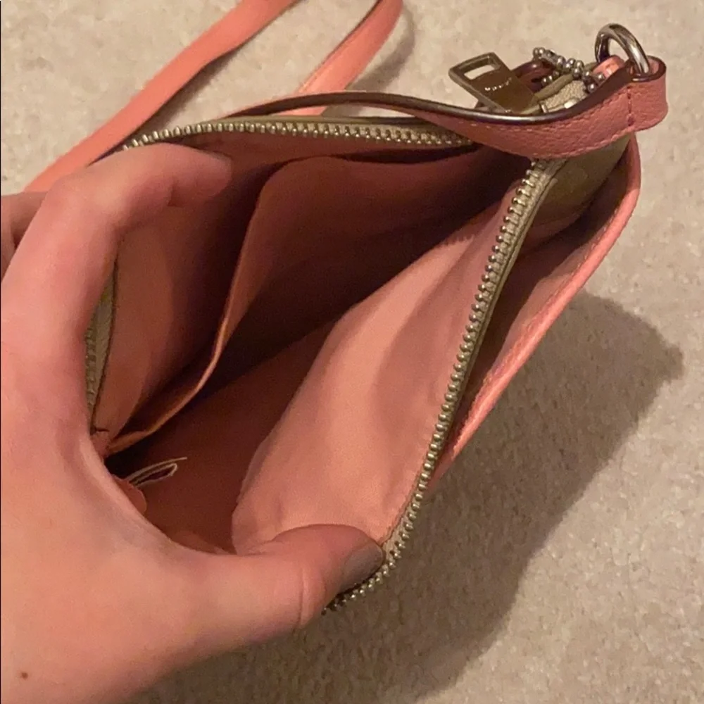 Coach purse - Picture 2 of 2